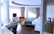 Kamar Tidur 2 Sensa Hotel Bandung