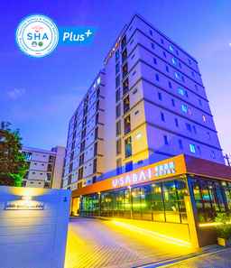 U Sabai Hotel , USD 43.87