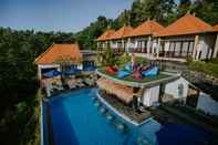 Swimming Pool Abasan Hills Hotel and Spa Penida