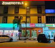 Bangunan 2 ZONE Hotels