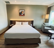 Kamar Tidur 5 Grand Maleo Hotel & Convention