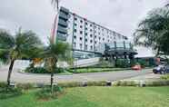 Exterior 2 Grand Maleo Hotel & Convention