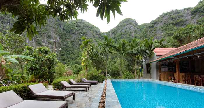 สระว่ายน้ำ Tam Coc Luxury Homestay