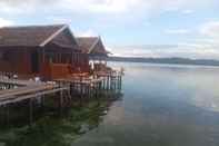 ภายนอกอาคาร Sunset Homestay Raja Ampat