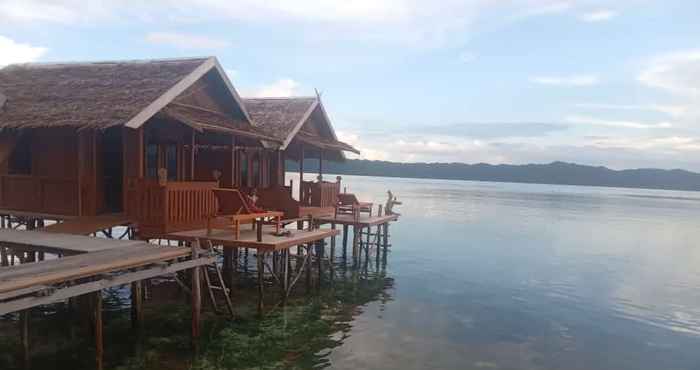 Exterior Sunset Homestay Raja Ampat