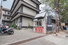 Exterior RedDoorz near Exit Toll Pasteur 5