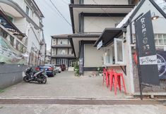 Exterior 2 RedDoorz near Exit Toll Pasteur 5