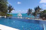 Swimming Pool Bhundhari Resort & Villas Samui