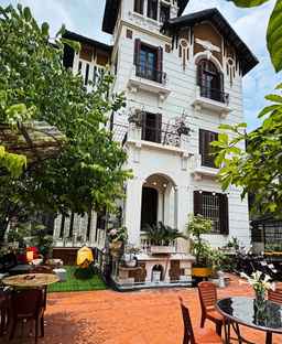 Tuna Homestay & Experience, AU$8