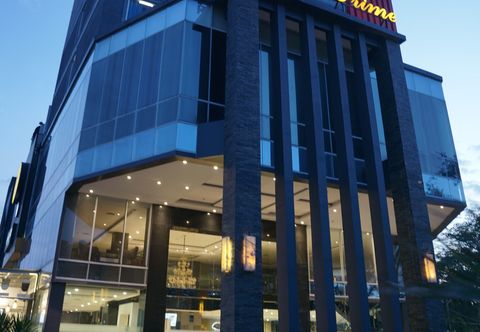Exterior Pakons Prime Hotel