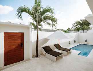 Lobi 2 The Grand Daha Luxury Villas