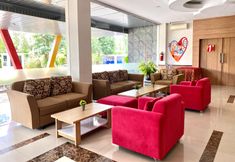 Lobi 4 Front One Hotel Nganjuk