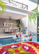 SWIMMING_POOL Ayona Villa Seminyak by Ini Vie Hospitality