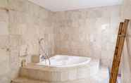 In-room Bathroom 6 Villa Savannah - Canggu 