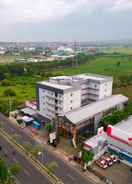 EXTERIOR_BUILDING Votel Hotel Charis Tuban