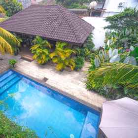 Swimming Pool 1 La casa Jogja, Superindo Urip Sumoharjo Hotels