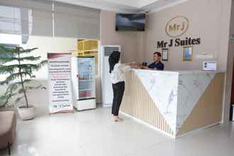 Lobby 4 Mr J Suites Hotel Tegal