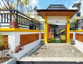 Lobby 2 3 Bedrooms at Villa Suluh