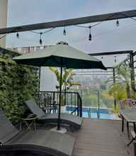 Kolam Renang 4 22land Residence Hotel 2