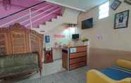 Lobi 4 Ayuning Guest House Syariah Semarang Mitra RedDoorz