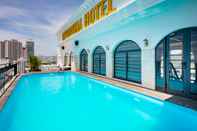 Hồ bơi Daphovina Hotel Nha Trang