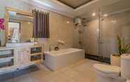 Toilet Kamar 3 Favorit Bungalows