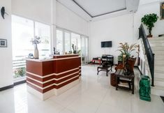 Lobi 2 RedDoorz Syariah @ Lampung Walk
