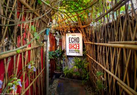 Lobby Echo Beach Hostel