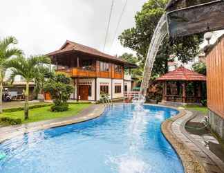 Swimming Pool 2 Villa Anjung Balak Puncak