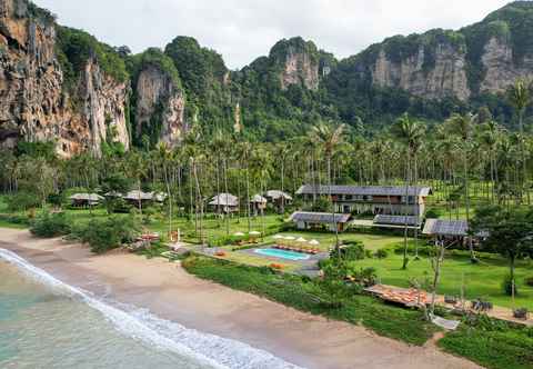 Kolam Renang Tinidee Hideaway Tonsai Beach Krabi (SHA PLUS +)