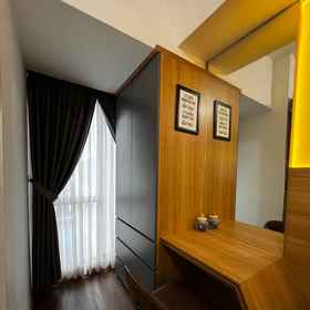 Bedroom 8 Modern Studio Apartemen MTown Near Summarecon Mall Serpong, Alfamart Tangerang Hotels