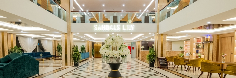 Lobby Sandals Lily Hotel