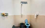 Toilet Kamar 3 Alan's Homestay