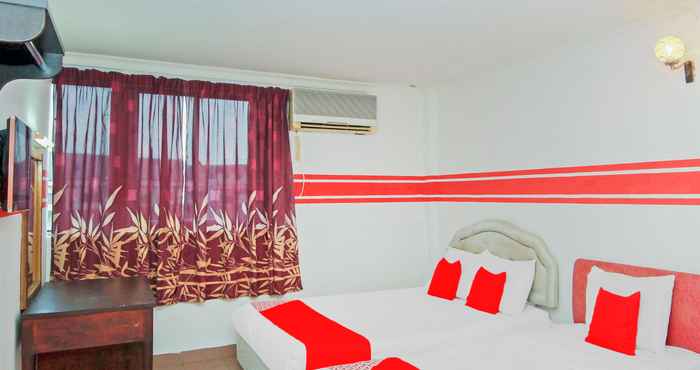 Bedroom Super OYO 1173 Mandyrin Hotel