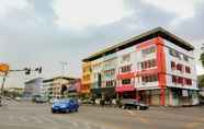 Bangunan 3 Super OYO 1173 Mandyrin Hotel