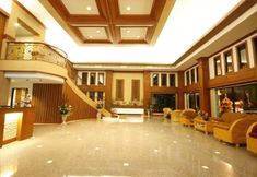 로비 2 Chiang Rai Grand Room Hotel