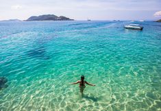 Điểm tham quan lân cận 3 Sky Beach D20 Hotel Nha Trang