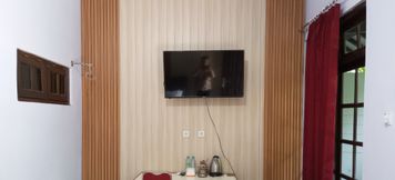 침실 3 Hotel Ponorogo Permai