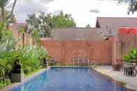 Swimming Pool Soka Guest House Syariah