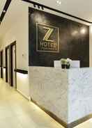 LOBBY Z Hotel Ara Damansara, LRT, Mall, Subang Airport