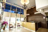 Lobby PP Hotel by Moxy 