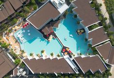 Swimming Pool 2 The Gems Mining Pool Villas Pattaya 