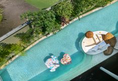 Swimming Pool 7 Sini Vie Luxury Resort & Spa Seminyak by Ini Vie Hospitality