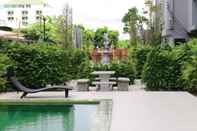 Swimming Pool RoomQuest Bangkok Sukhumvit 107