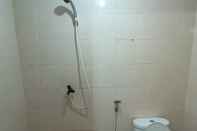 Toilet Kamar Studio Standart Rooms @ Sunter Park View 