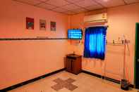 Fasilitas Hiburan Ingpha Room For Rent