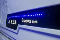 Lainnya My Space Capsule Hotel