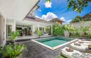 สระว่ายน้ำ 4 Villa Maviba Seminyak