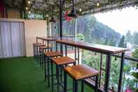 Bar, Cafe and Lounge Villa Golden Pinus By DP Planet