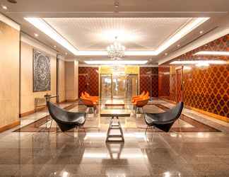 Lobby 2 Rembrandt Sukhumvit